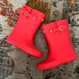 Girls hunter rain boots size 10
